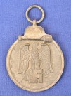 East Front Medal 1941 – 1942, Maker marked 127 thumbnail