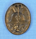  Wound Badge in Black 1939 maker marked 3 in square - Rare Deumer variation thumbnail